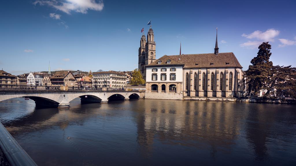 Lake Side Location Bellevue Zurich Bagian luar foto