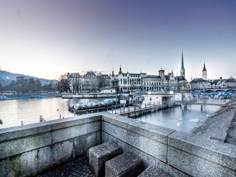 Lake Side Location Bellevue Zurich Bagian luar foto