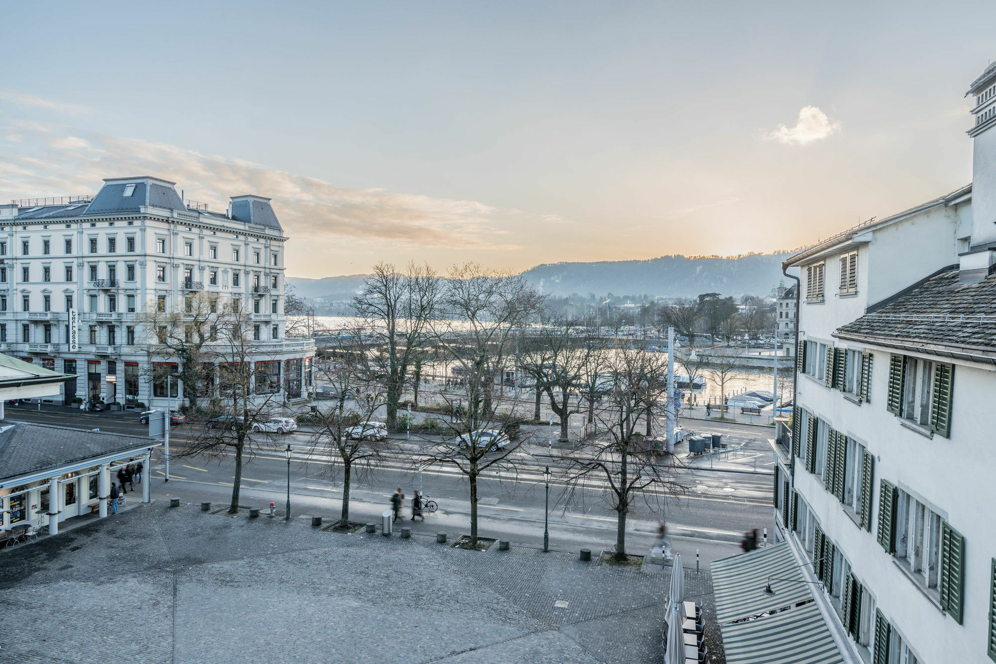 Lake Side Location Bellevue Zurich Bagian luar foto